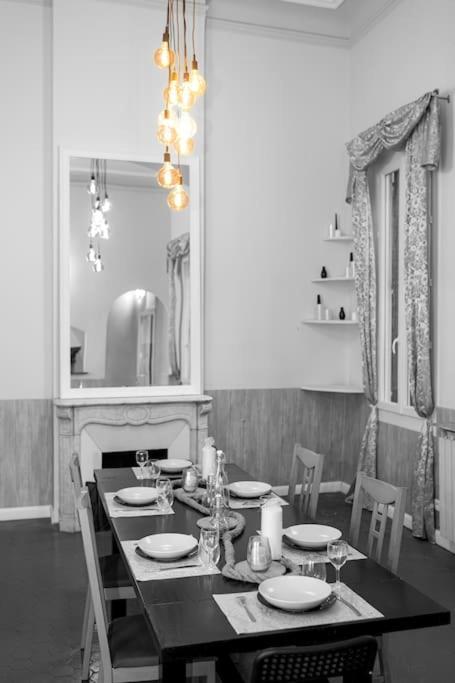 Anna-Maria : Grand Appartement 10 Personnes+Parking Prive -Actif+ Location- Marseille Eksteriør bilde